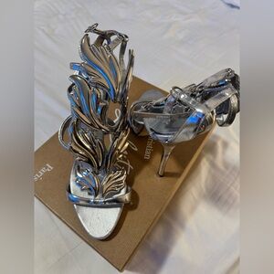 Giuseppe Zanotti Metallic Silver Leaf Sandals